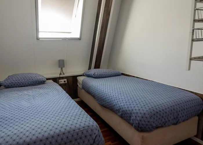 4T4 Apartment C