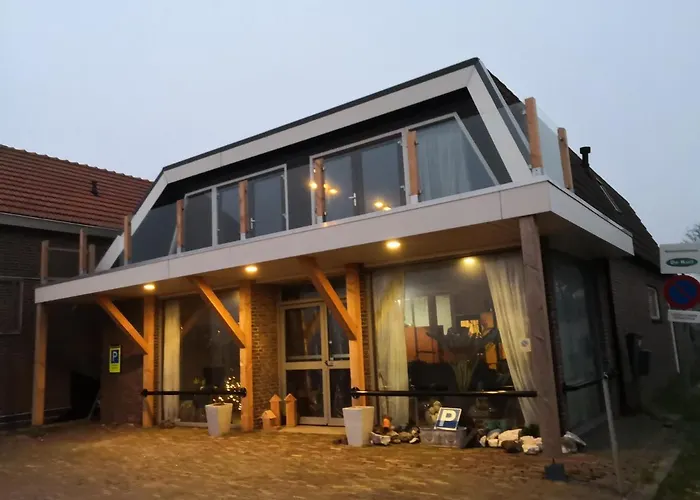 4T4 Apartment C